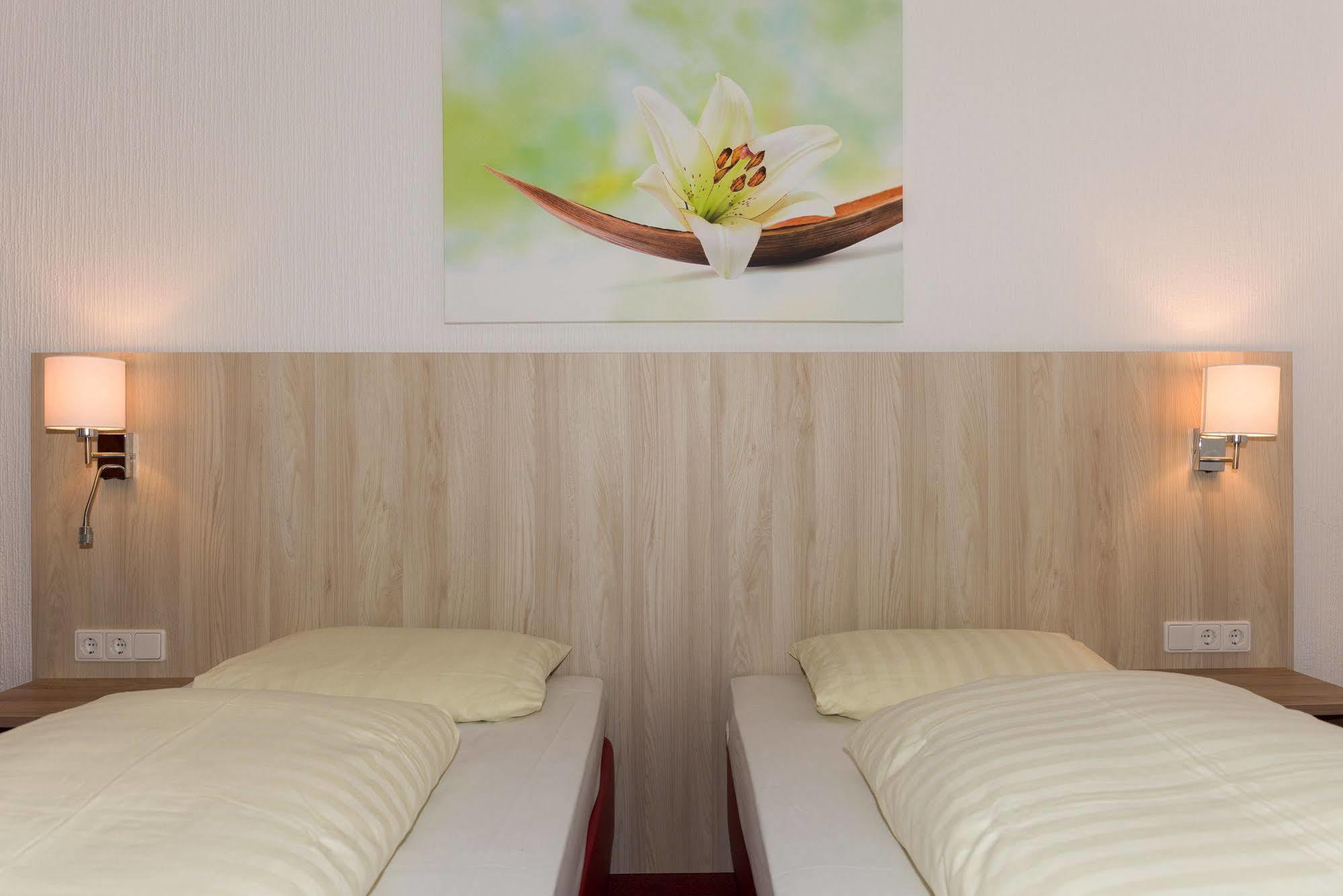 City Hotel Meckenheim Meckenheim  Bagian luar foto